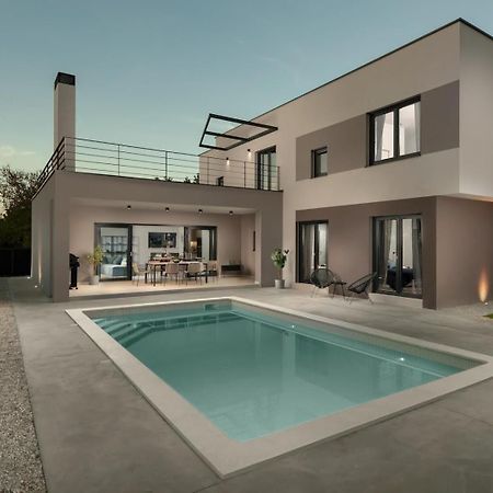 Villa 45 Воднян Екстериор снимка