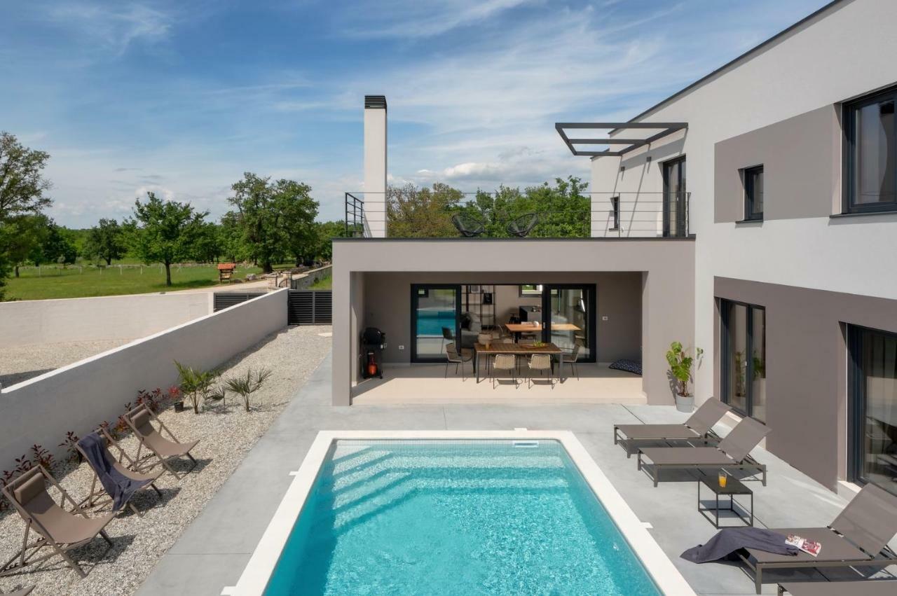 Villa 45 Воднян Екстериор снимка